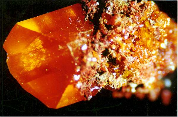 wulfenite