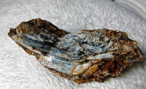 kyanite