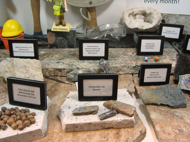display9