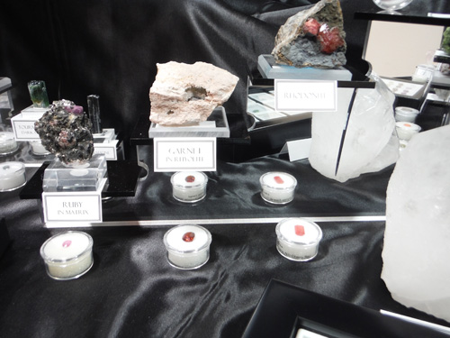 display9